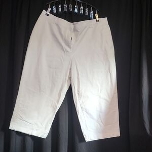 Sag Harbor Women's White Bermudas